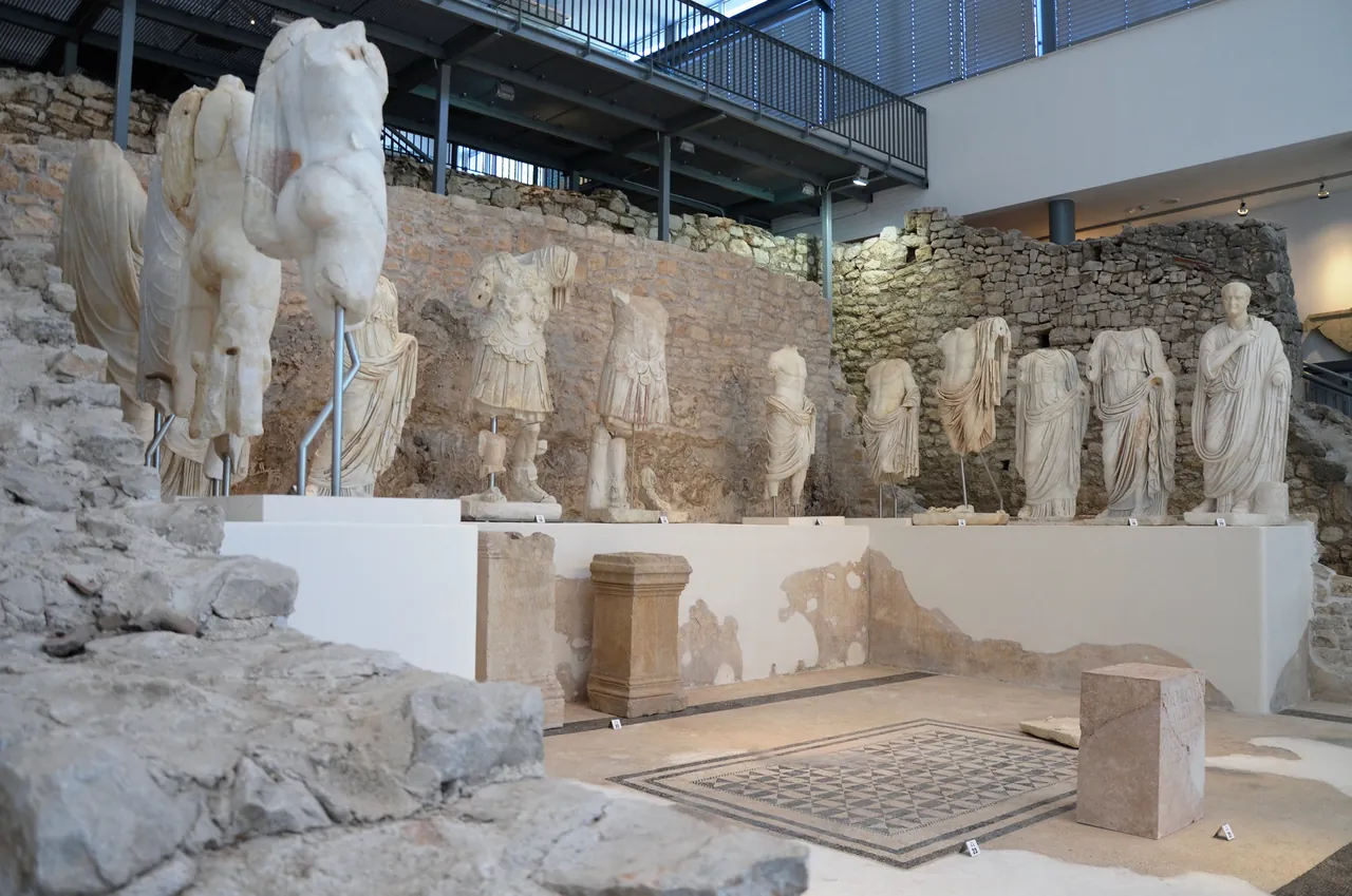 Narona: sochy v Archeologickém muzeu ve Vidu